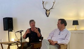 Gab Einblicke in sein Buch und sein Schaffen: Autor Peter Prange.