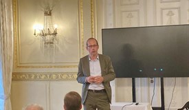 Christoph Lieben-Seutter beim Vortrag